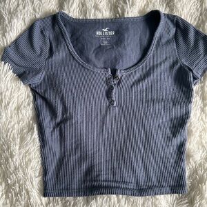 Hollister must have collection baby tee navy blue ribbed XXS with buttons
